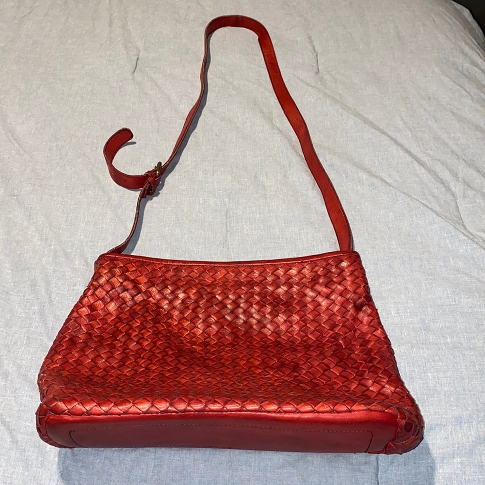 Valentina Red Basket Weave Leather Hobo Bag EUC